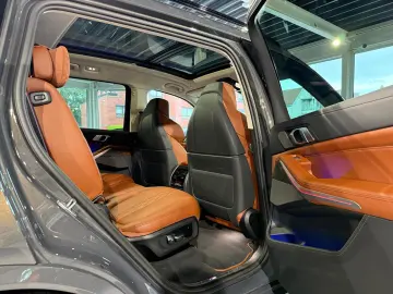 X7 M60 i *Pano-Sky*StHzg*Massage*SitzKlima