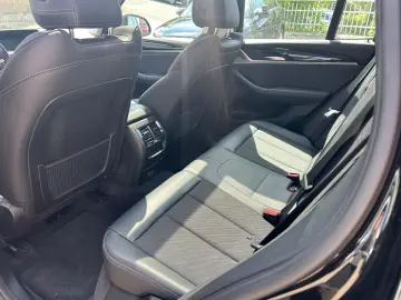 BMW X3 xDr 30e xLine*Pano*LED*T-Leder