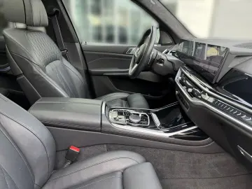 X7 xDrive40d M SPORTPAKET PRO+ICONIC GLOW+AHK