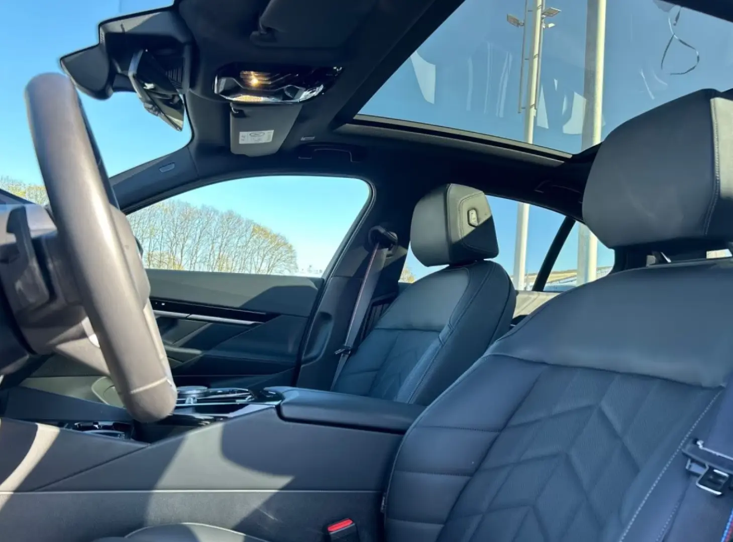 BMW 520d Lim. M Sport Pro AHK StHz Da+ Pa+ HK KomfSi