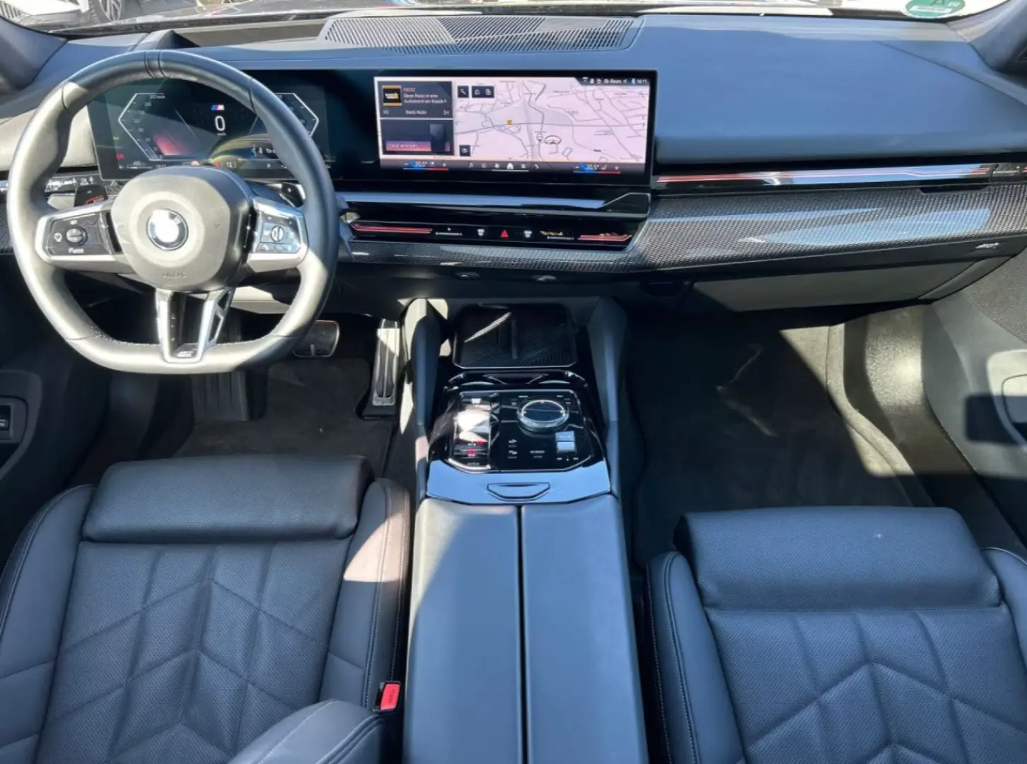 BMW 520d Lim. M Sport Pro AHK StHz Da+ Pa+ HK KomfSi
