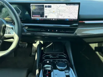 BMW 520d Lim. M Sport Pro AHK StHz Da+ Pa+ HK KomfSi