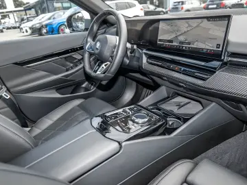 BMW 520d xDrive Limousine M Sport Pano Standheiz. DA