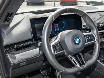 BMW 520d xDrive Limousine M Sport Pano Standheiz. DA