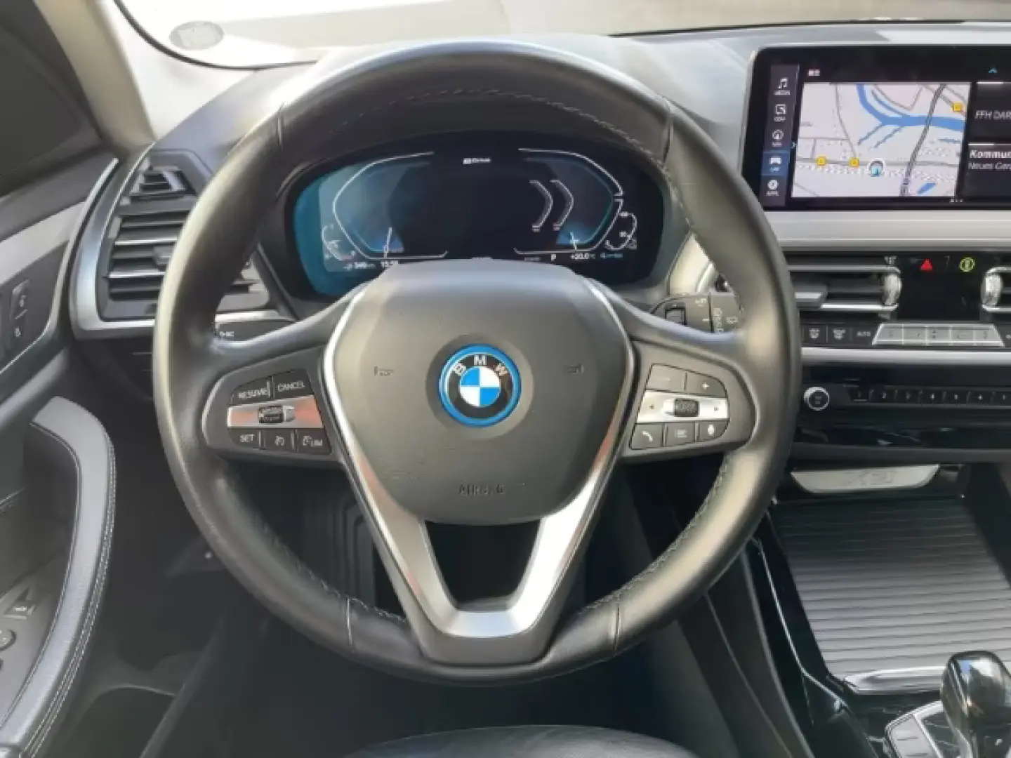 BMW X3 xDrive 30e HUD Navi Leder Digital