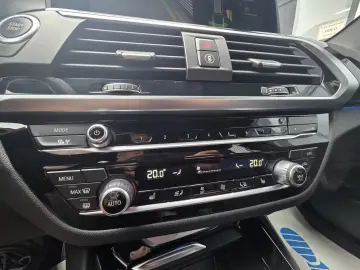 BMW X3 xDrive30e xLine AT