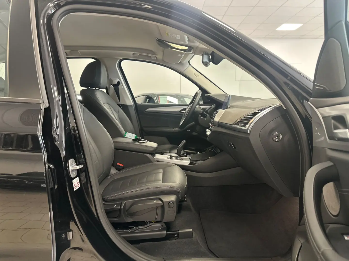 X3 xDrive 20d Aut/HUD/Park&DdiveAss+/Harman