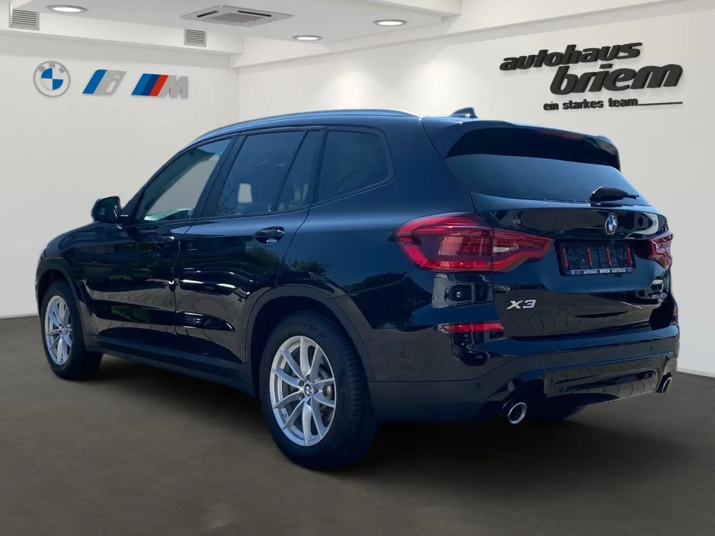 X3 xDrive30e Advantage, HYBRID