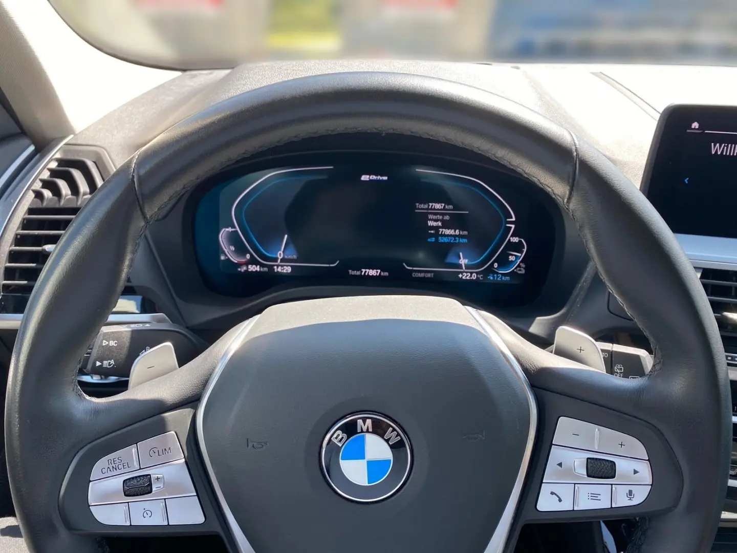 X3 xDrive30e Advantage, HYBRID