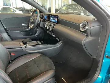 CLA 200 d Coupé AMG ADVANCED+ AHK MULTIBEAM TWA