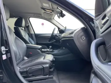 X3 xDrive 30e HUD Navi Leder Digitales Cockpit S