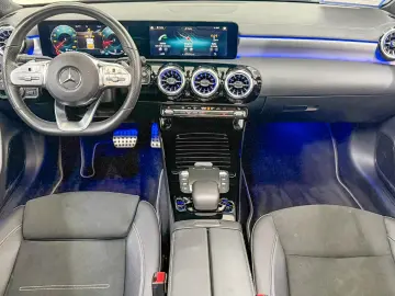 CLA 200 Edition AMG Line*Night*Pano*Kamera*App