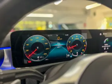 CLA 200 Edition AMG Line*Night*Pano*Kamera*App