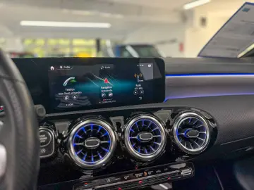 CLA 200 Edition AMG Line*Night*Pano*Kamera*App