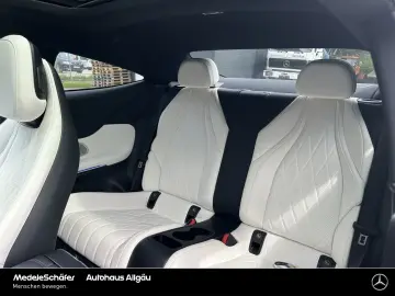 CLE 300 4M AMG Night Pano 3D NAPPAweiß Sitzklima