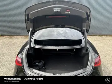 CLE 300 4M AMG Night Pano 3D NAPPAweiß Sitzklima