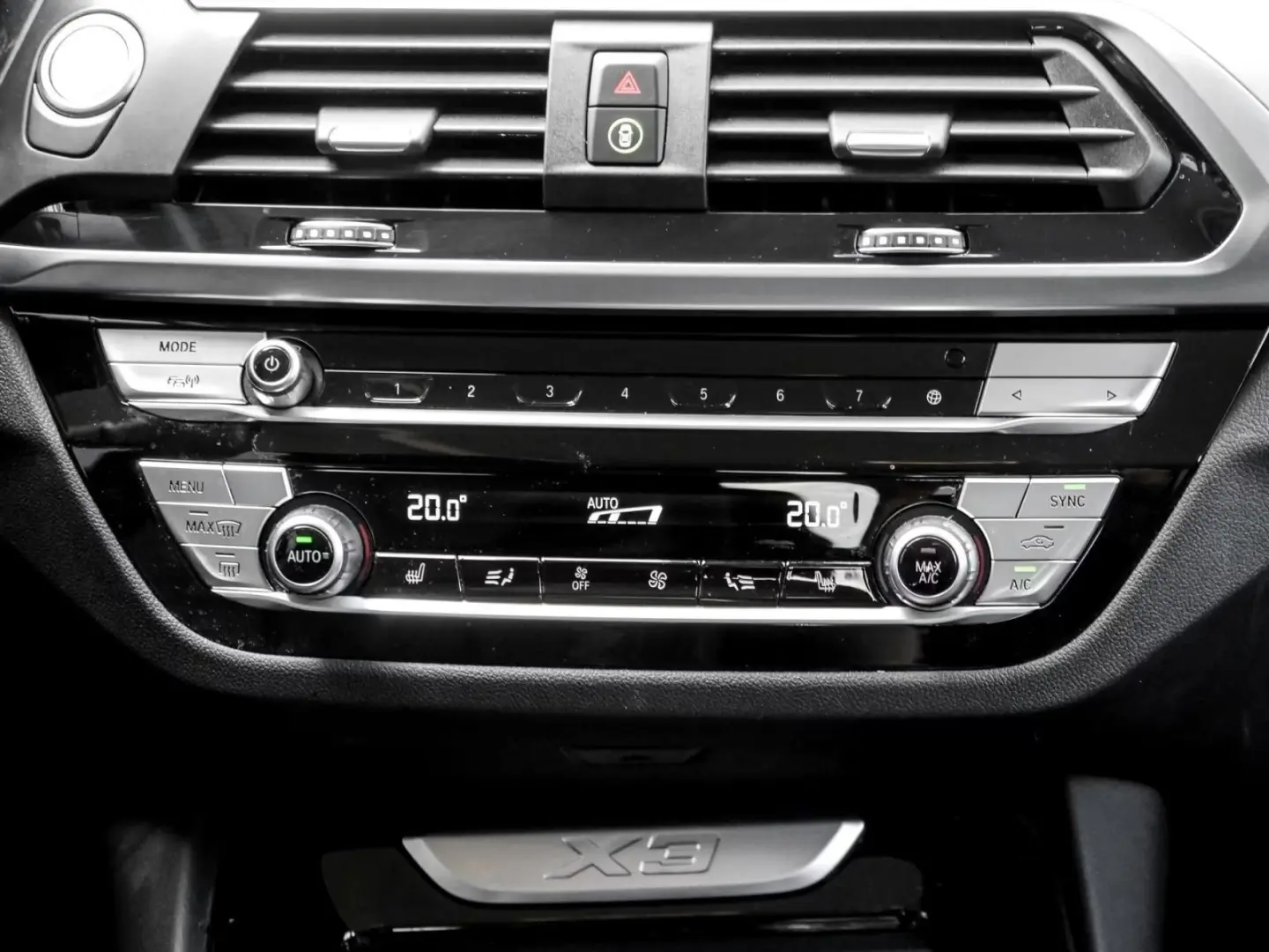 BMW X3 xDrive30e AVANTAJ, AHK, DA, PA
