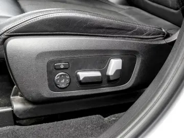 BMW X3 xDrive30e AVANTAJ, AHK, DA, PA