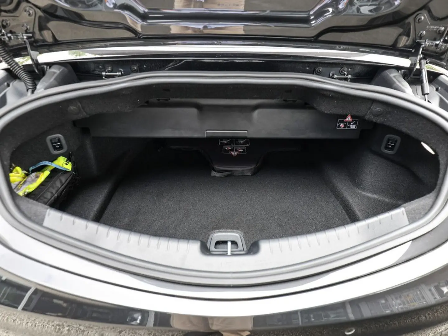 CLE 200 Cabriolet Avantgarde Advanced Plus LED N