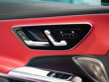 CLE 220 d Coupé AMG Line Distronic Pano Burmeste