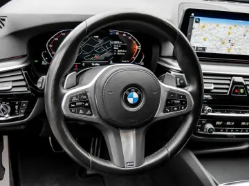 520d xDrive M SPORT