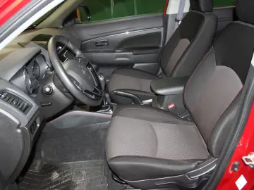 ASX / Kamera/ Alu/ SHZ/ Navi/39tkm