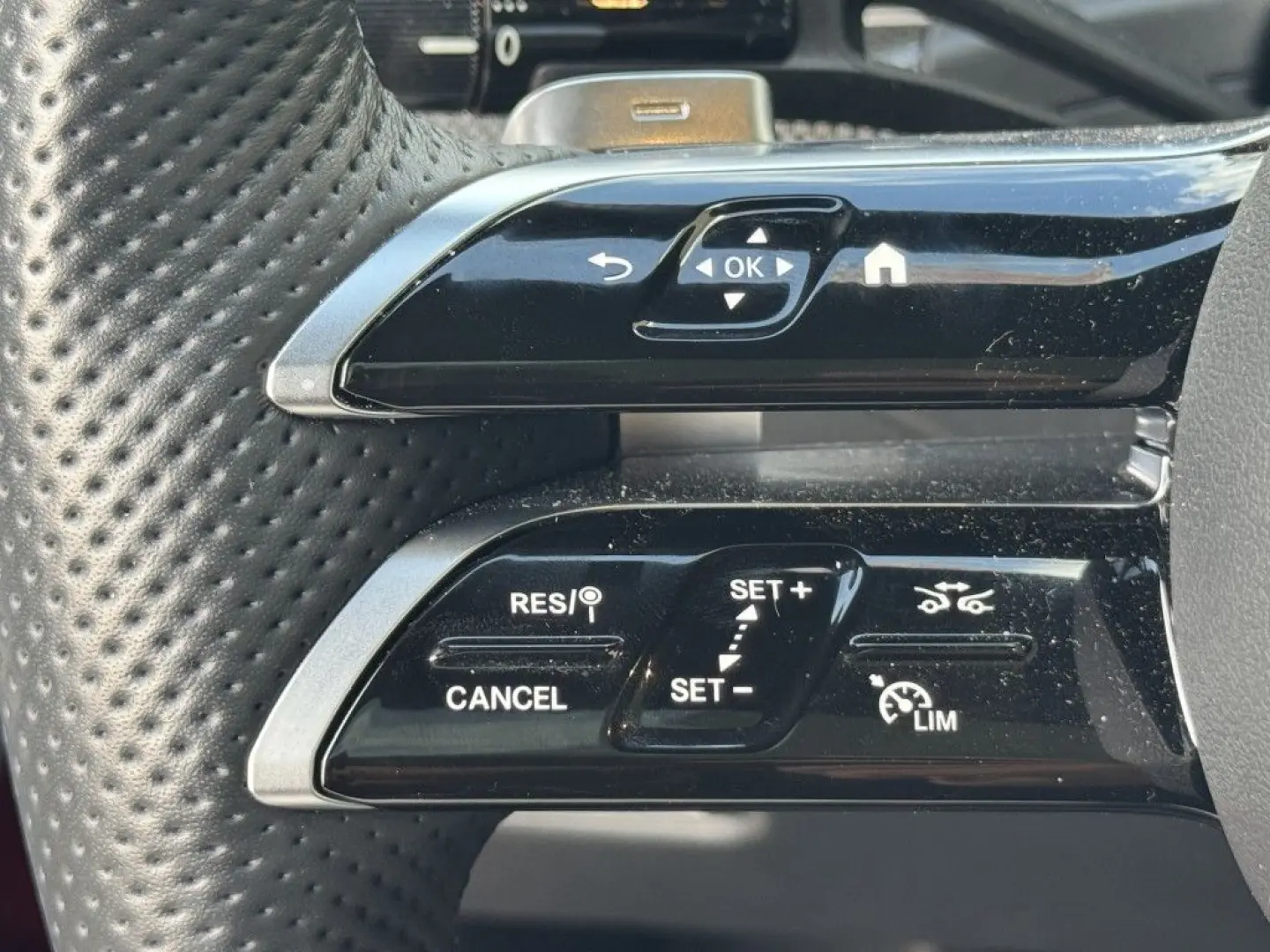CLE 220 d Coupe 9G-TRONIC Edition AMG Line /PANO