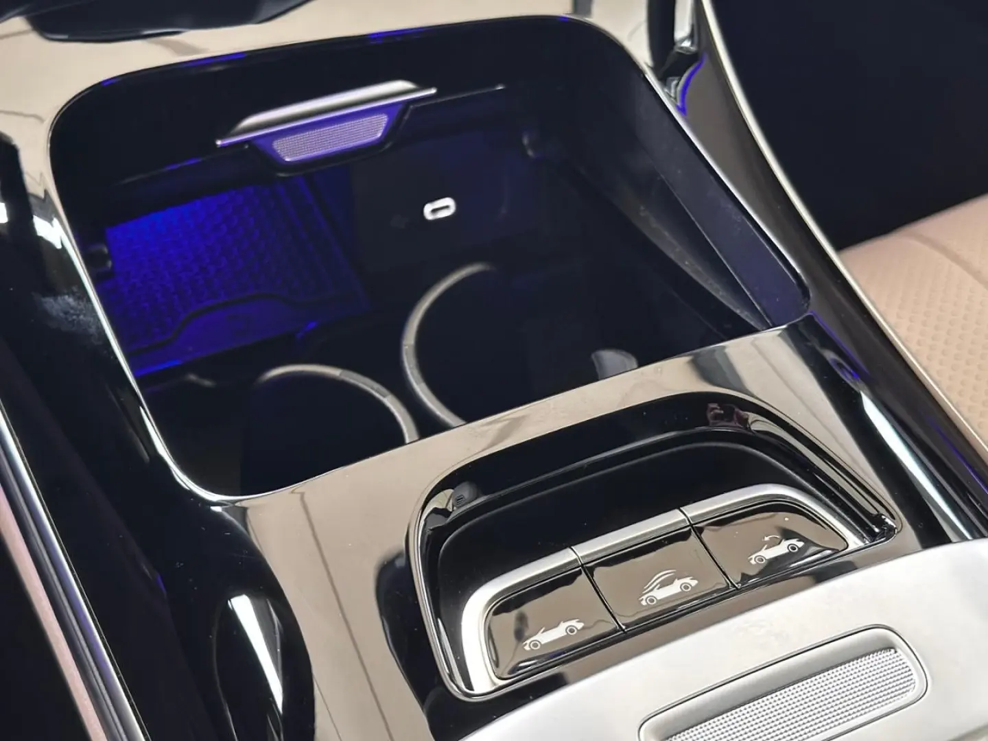 CLE 200 Cabriolet AMG Memory Kamera ARTICO beige