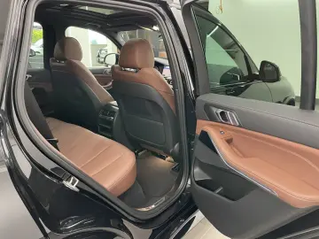 X5 xDrive30d A M Sportpaket,AHK,Panoramadach,etc