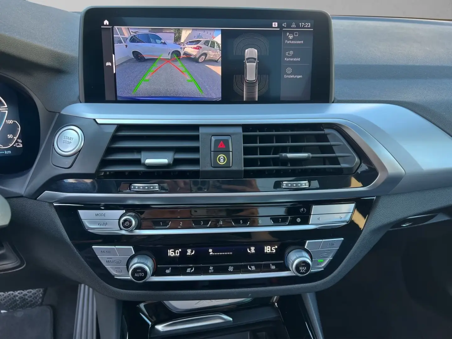 BMW X3 xDrive30e HUD ACC RFK AHK Pano