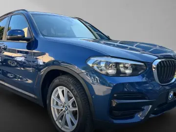 BMW X3 xDrive30e HUD ACC RFK AHK Pano