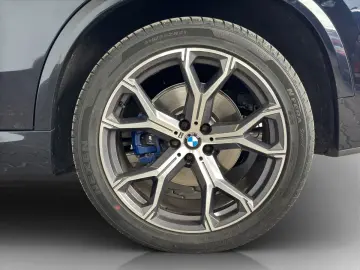 X5 xDrive30dA M Sport Navi.LED.HuD.HaKa.360°.ACC