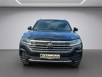 Touareg 3.0 V6 TDI R-Line 4Motion DSG PANO LED
