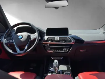 BMW X3 xDrive30e Luxury eSitze RFK HUD
