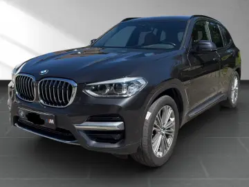 BMW X3 xDrive30e Luxury eSitze RFK HUD