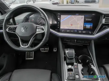 Touareg 3.0 TDI 4M R-Line Black AHK Matrix Pano
