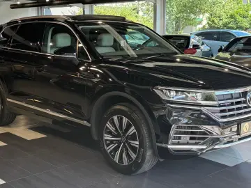 Touareg Elegance 4Motion eHybrid *Pano*AHK