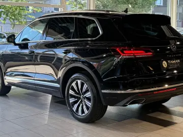 Touareg Elegance 4Motion eHybrid *Pano*AHK