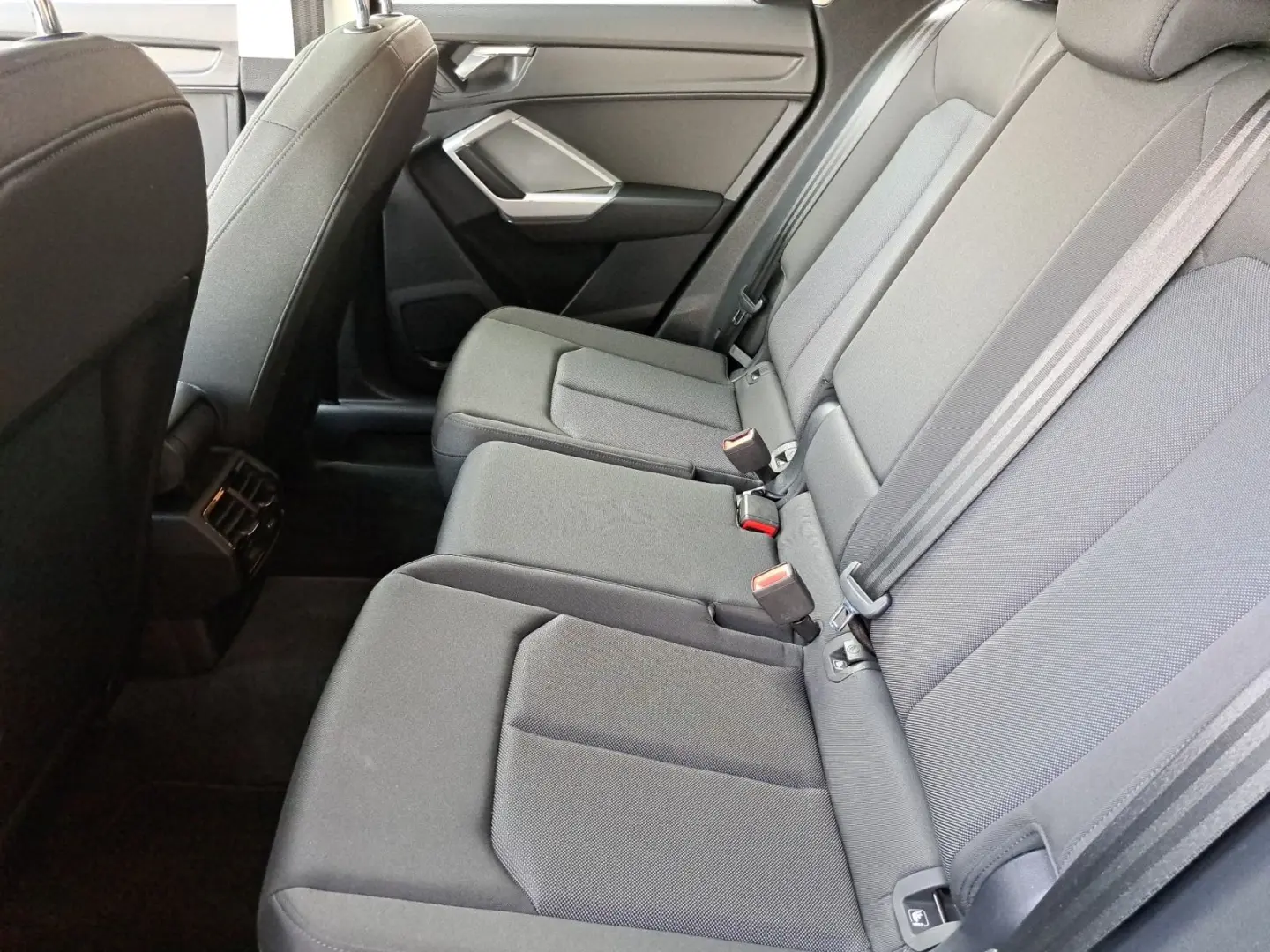 Q3 35 TFSI S tronic APP 4xKAM GJ-REIF PDC SHZ
