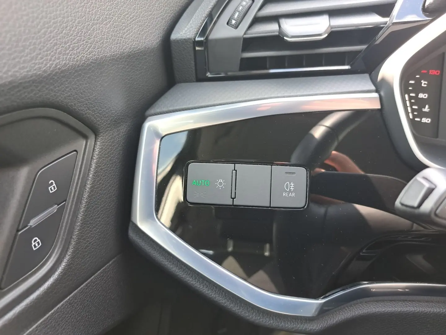 Q3 35 TFSI S tronic APP 4xKAM GJ-REIF PDC SHZ