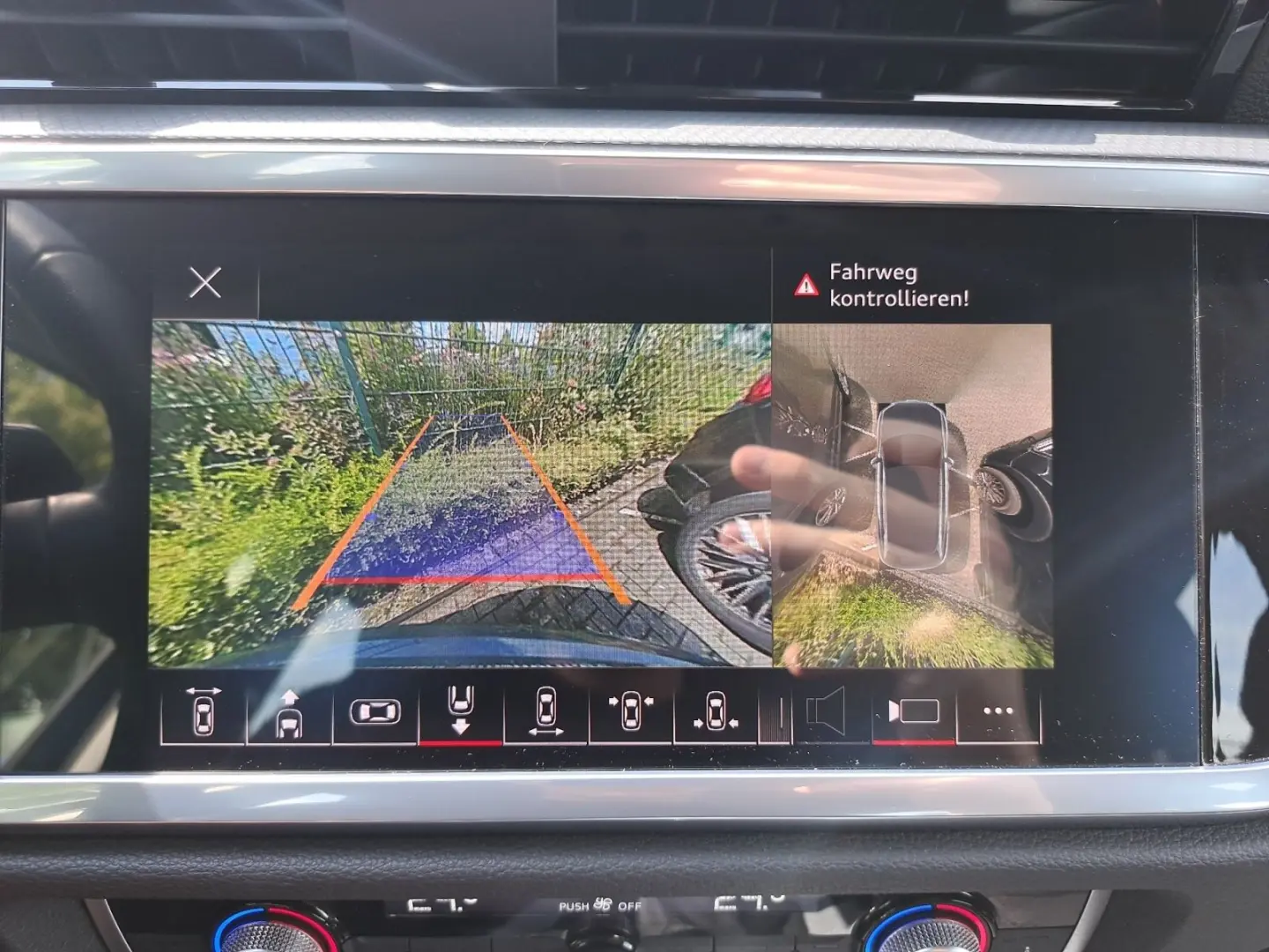 Q3 35 TFSI S tronic APP 4xKAM GJ-REIF PDC SHZ