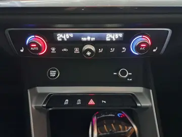 Q3 35 TFSI S tronic APP 4xKAM GJ-REIF PDC SHZ