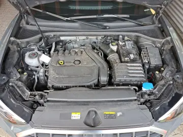 Q3 35 TFSI S tronic APP 4xKAM GJ-REIF PDC SHZ