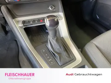 Q3 35 TFSI SHZ LED Kamera Navi virtual cockpit p