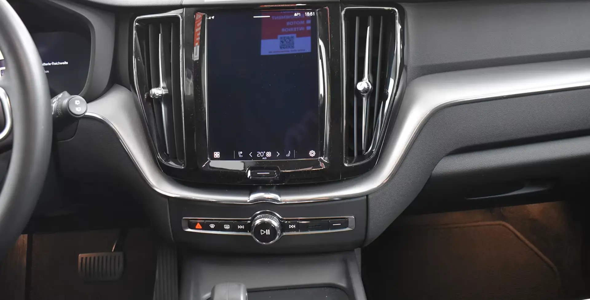 Volvo XC60 T6 AWD Hyb Inscripție PANO