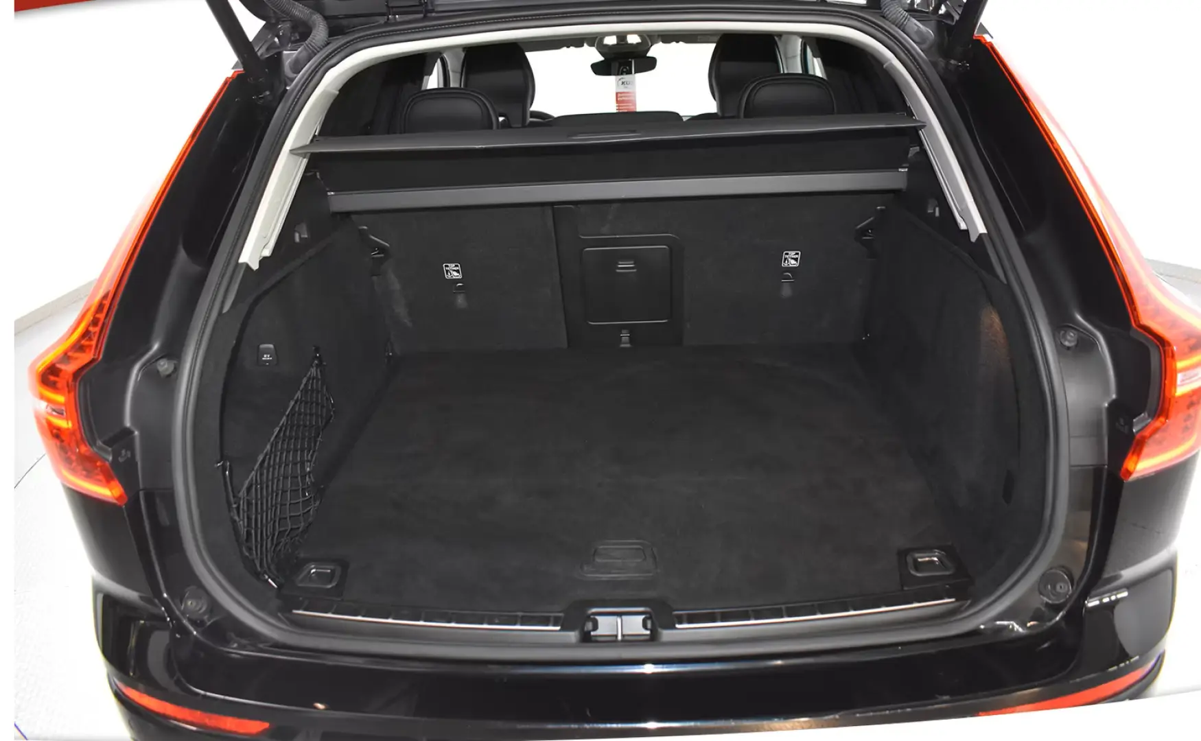 Volvo XC60 T6 AWD Hyb Inscripție PANO