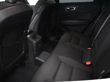 Volvo XC60 T6 AWD Hyb Inscripție PANO