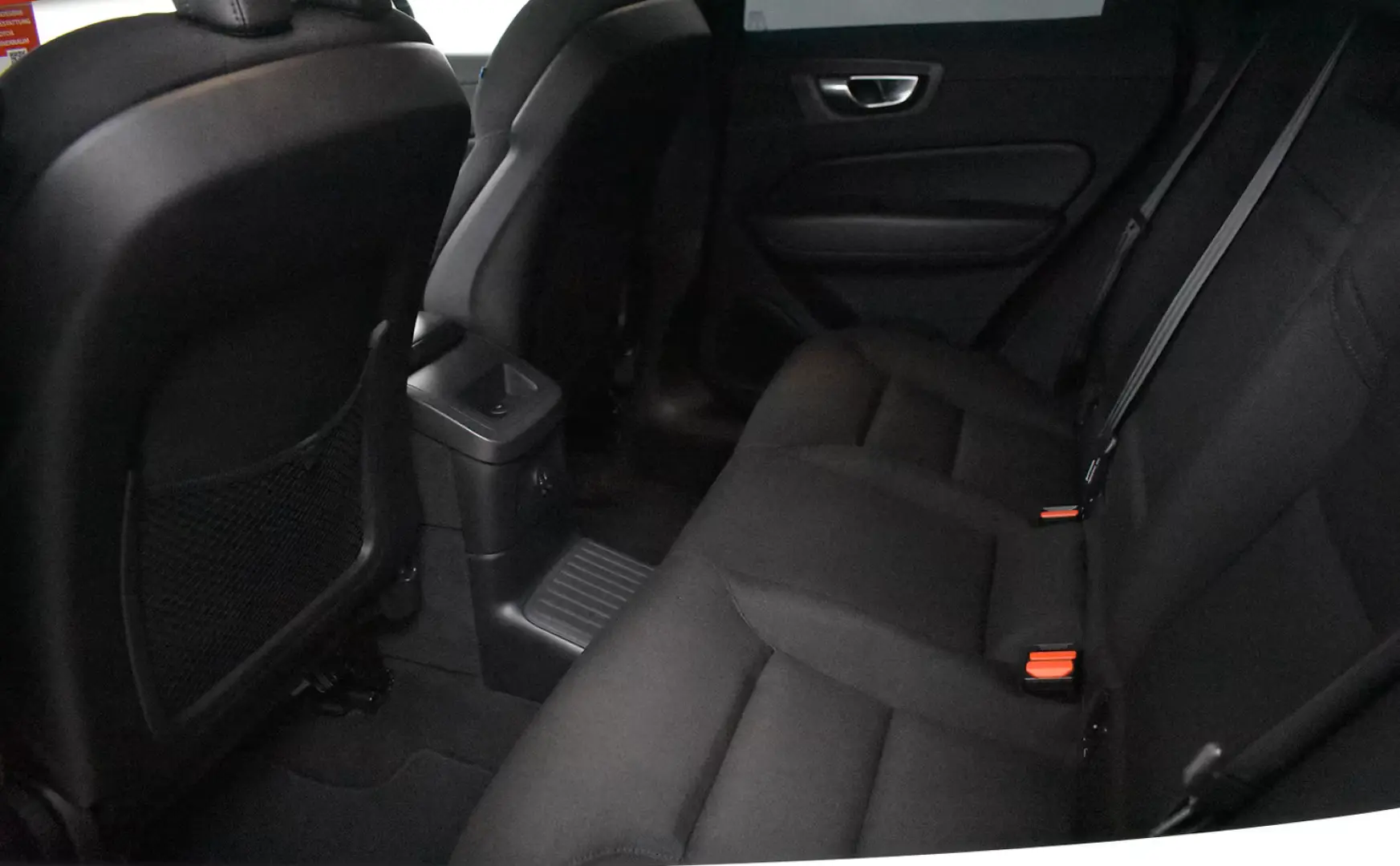 Volvo XC60 T6 AWD Hyb Inscripție PANO