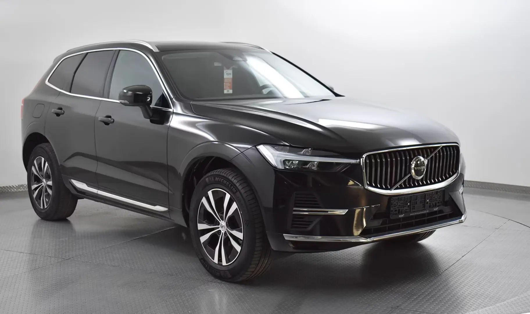 Volvo XC60 T6 AWD Hyb Inscripție PANO