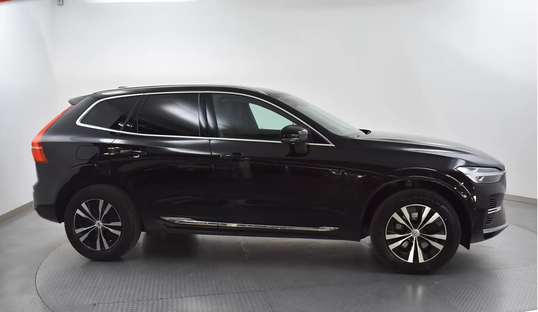 Volvo XC60 T6 AWD Hyb Inscripție PANO